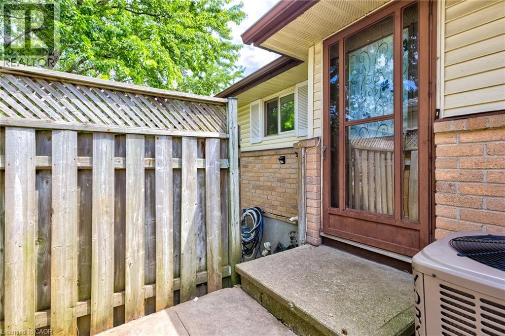 85 Frobisher Court, Cambridge, Ontario  N1R 6Z5 - Photo 8 - 40750876