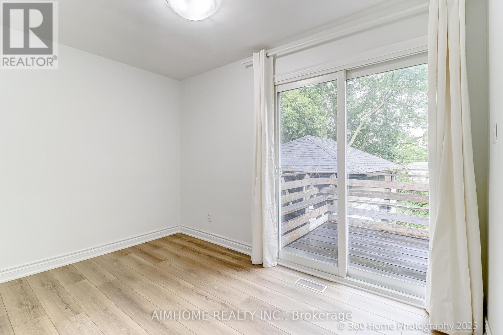 (Main) - 108 Steeles Avenue E, Markham, Ontario  L3T 1A4 - Photo 13 - N12353886