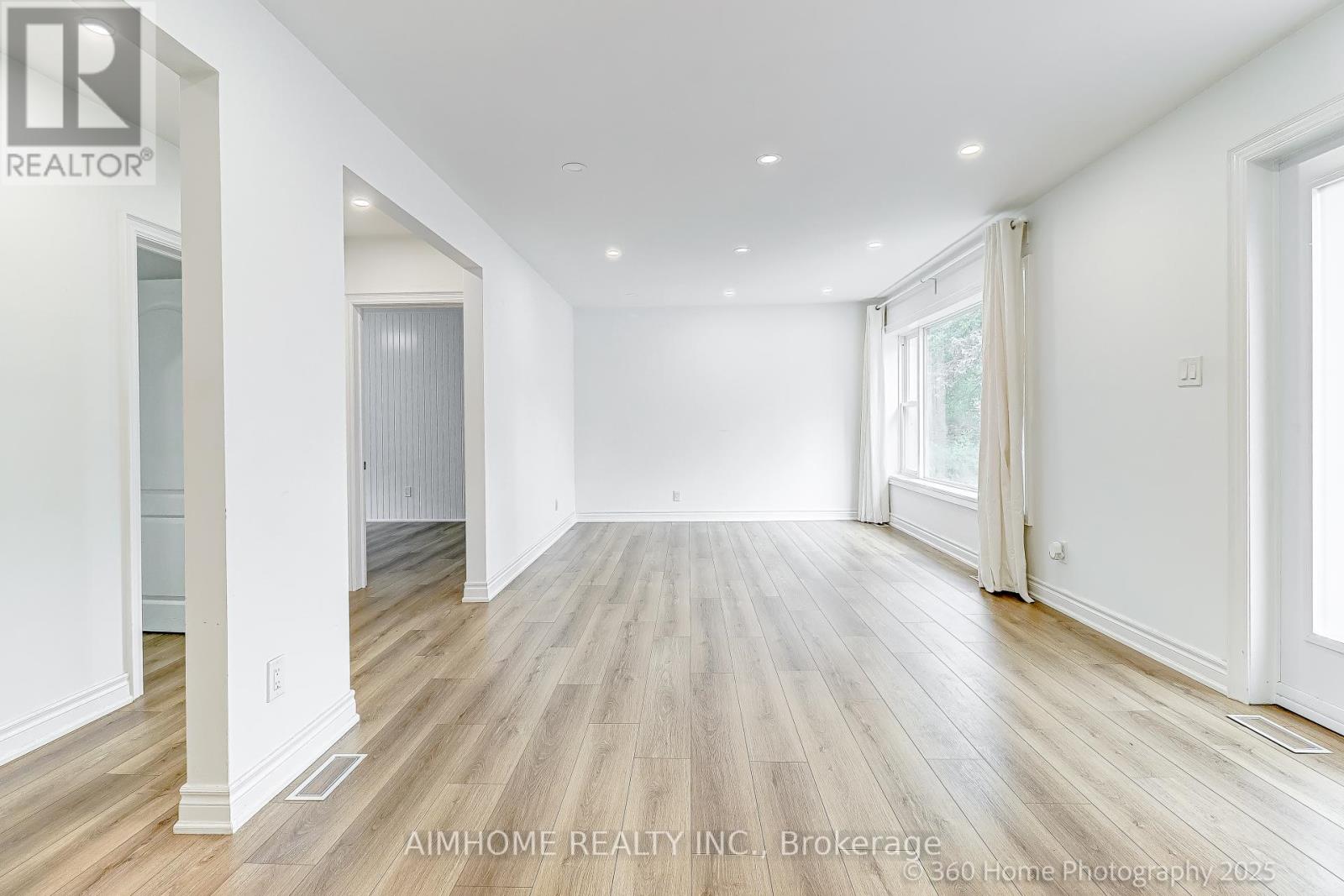 (Main) - 108 Steeles Avenue E, Markham, Ontario  L3T 1A4 - Photo 4 - N12353886