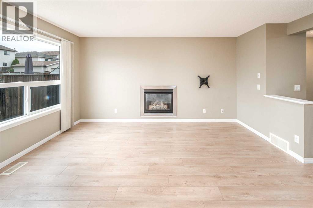 143 Covepark Green Ne, Calgary, Alberta  T3K 6L2 - Photo 14 - A2247889