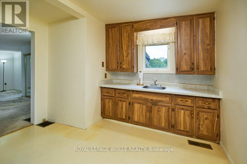 Property at 109 FRONT STREET image 3
