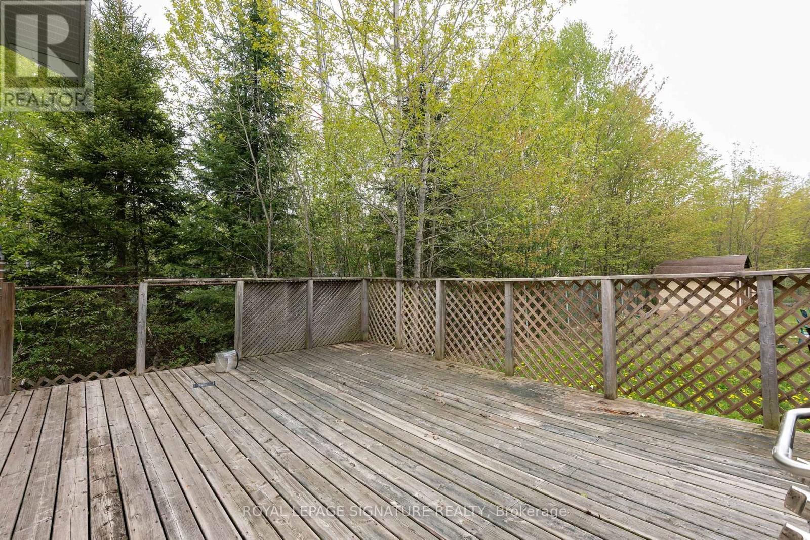131 Cedar Heights Drive, North Bay (College Heights), Ontario  P1B 8G3 - Photo 36 - X12365153