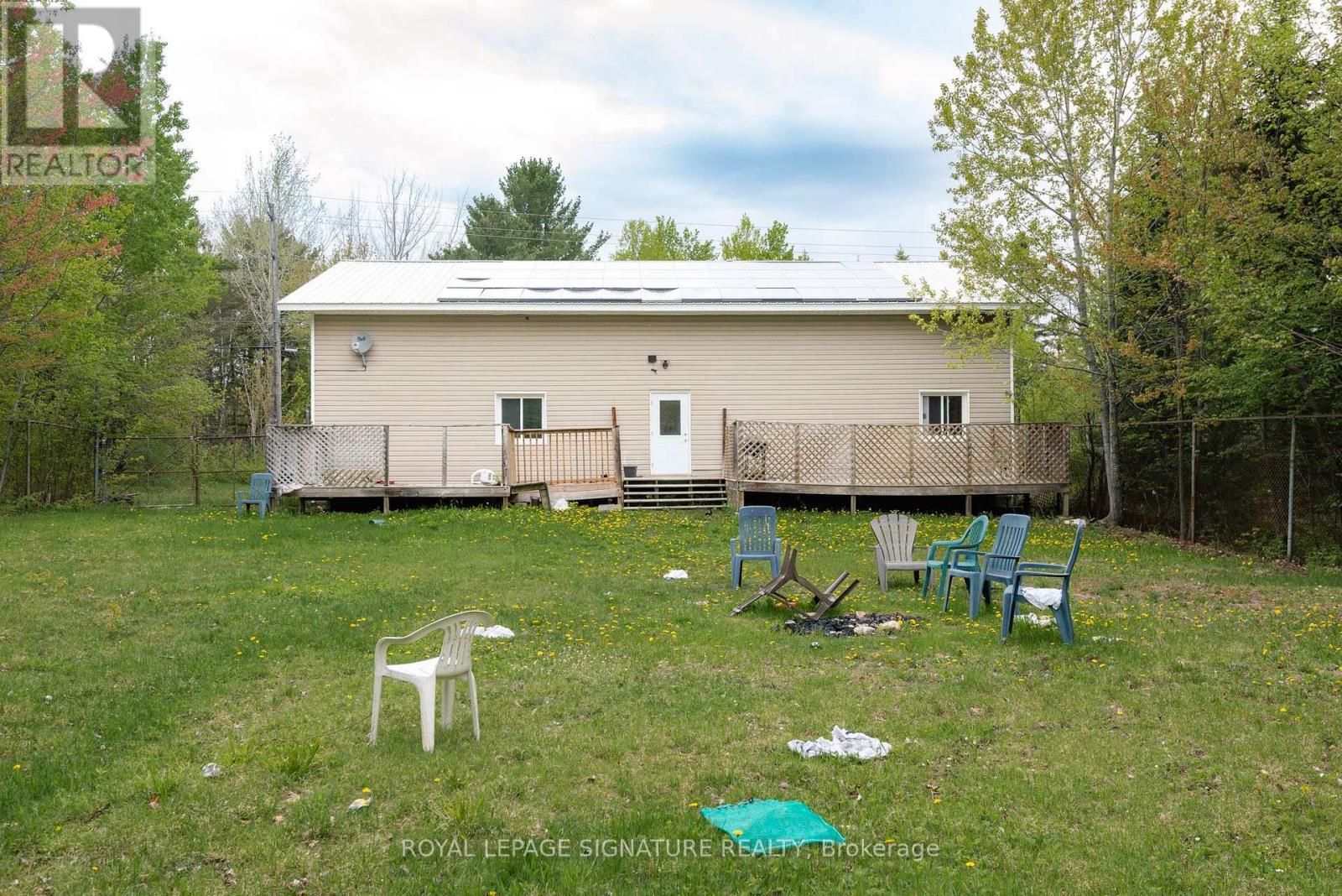 131 Cedar Heights Drive, North Bay (College Heights), Ontario  P1B 8G3 - Photo 40 - X12365153