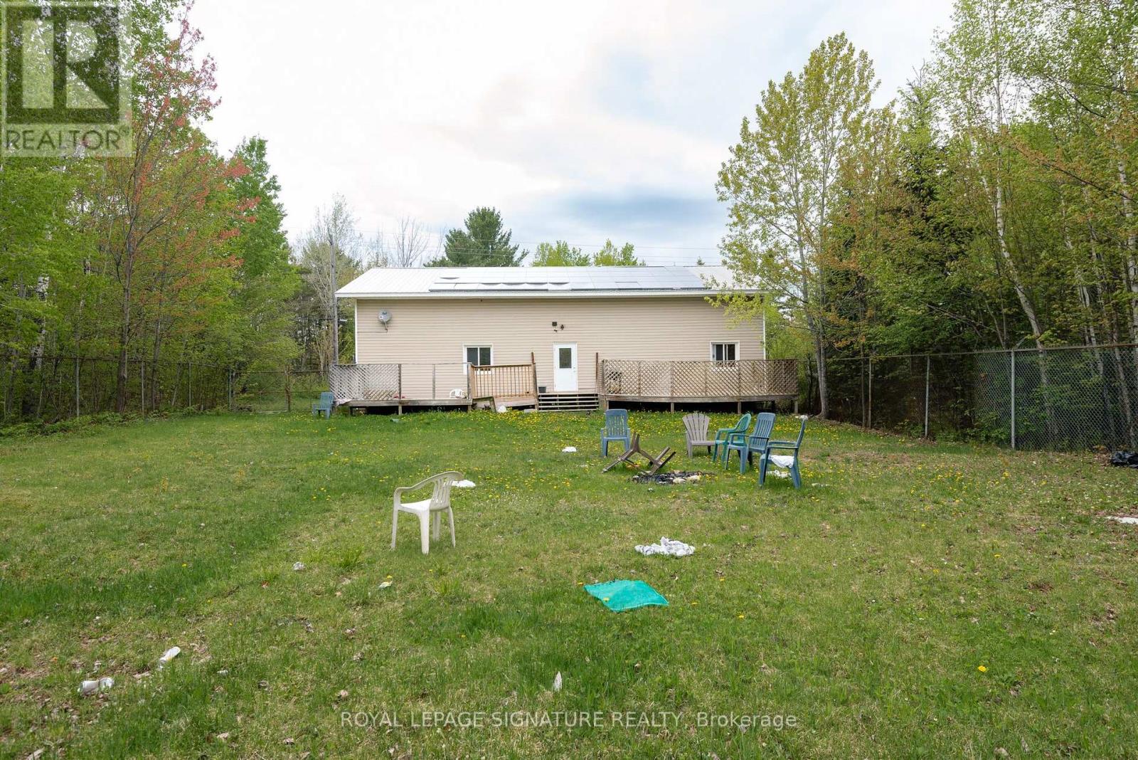 131 Cedar Heights Drive, North Bay (College Heights), Ontario  P1B 8G3 - Photo 41 - X12365153