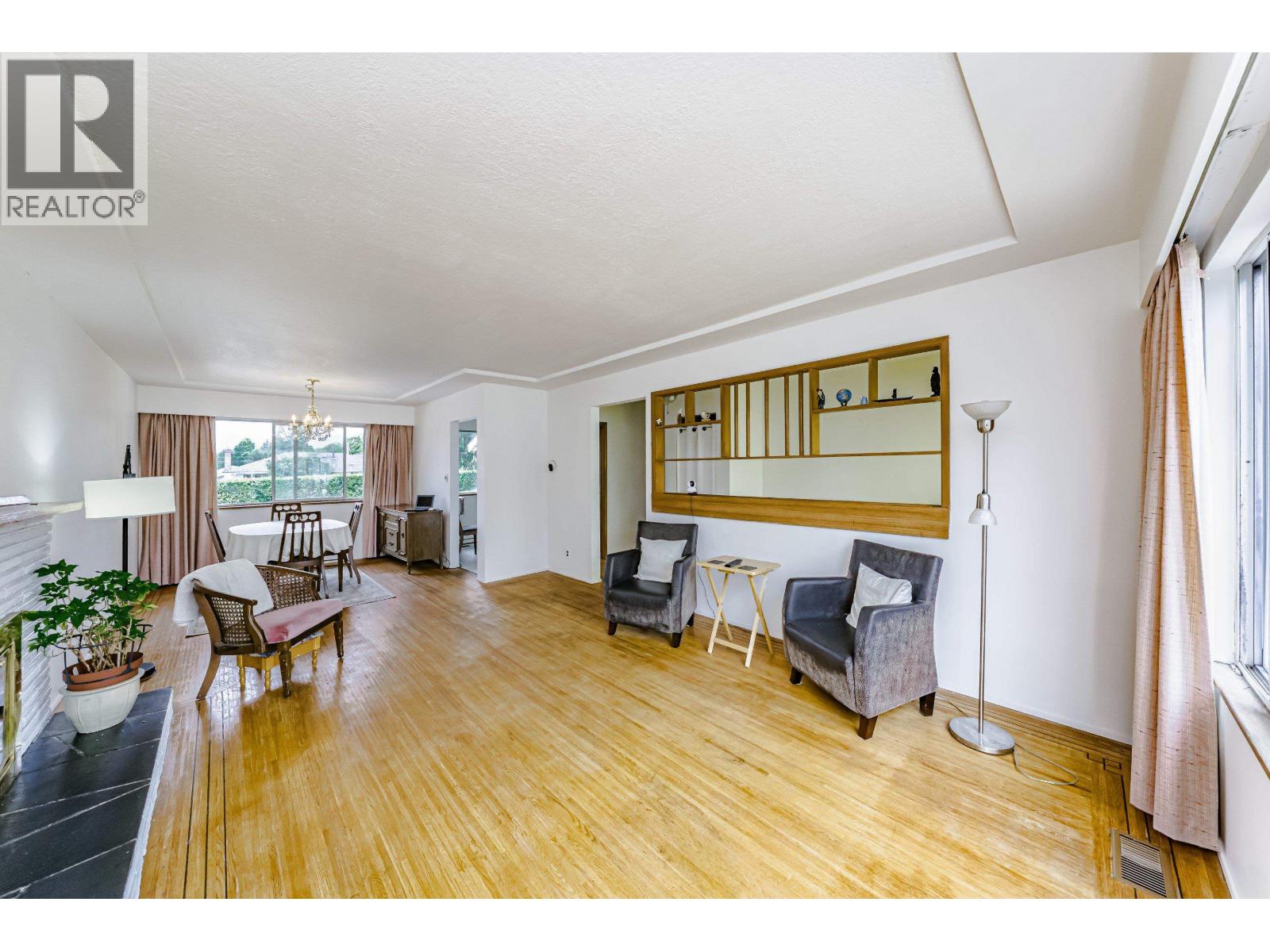 837 Regan Avenue, Coquitlam, British Columbia  V3J 3B1 - Photo 10 - R3040596