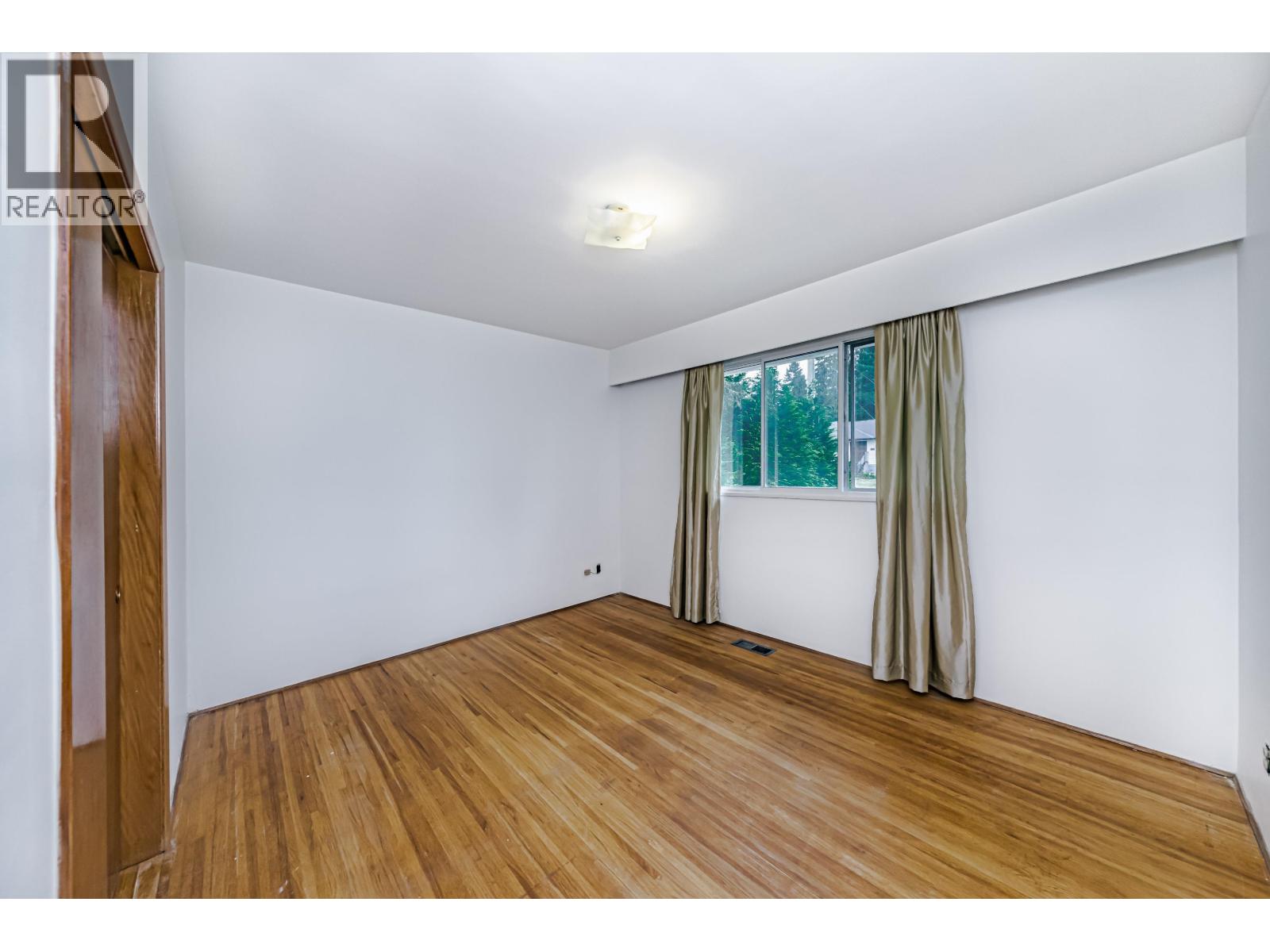 837 Regan Avenue, Coquitlam, British Columbia  V3J 3B1 - Photo 18 - R3040596