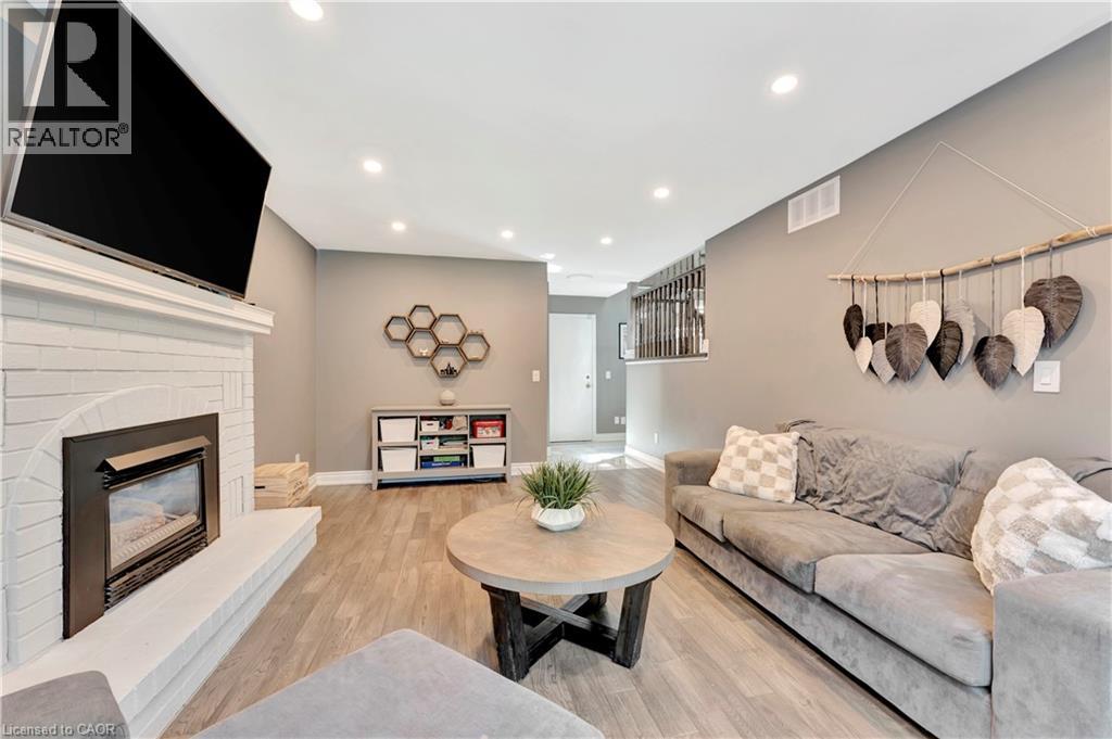 305 Wiltshire Place, Waterloo, Ontario  N2T 1R3 - Photo 18 - 40744009