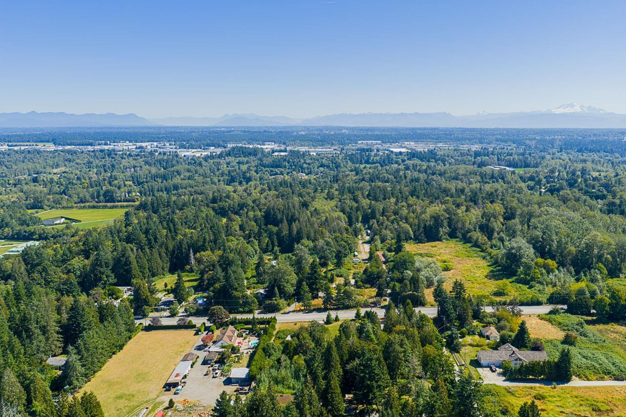 2608 176 Street, Surrey, British Columbia  V3Z 9W5 - Photo 2 - C8071547