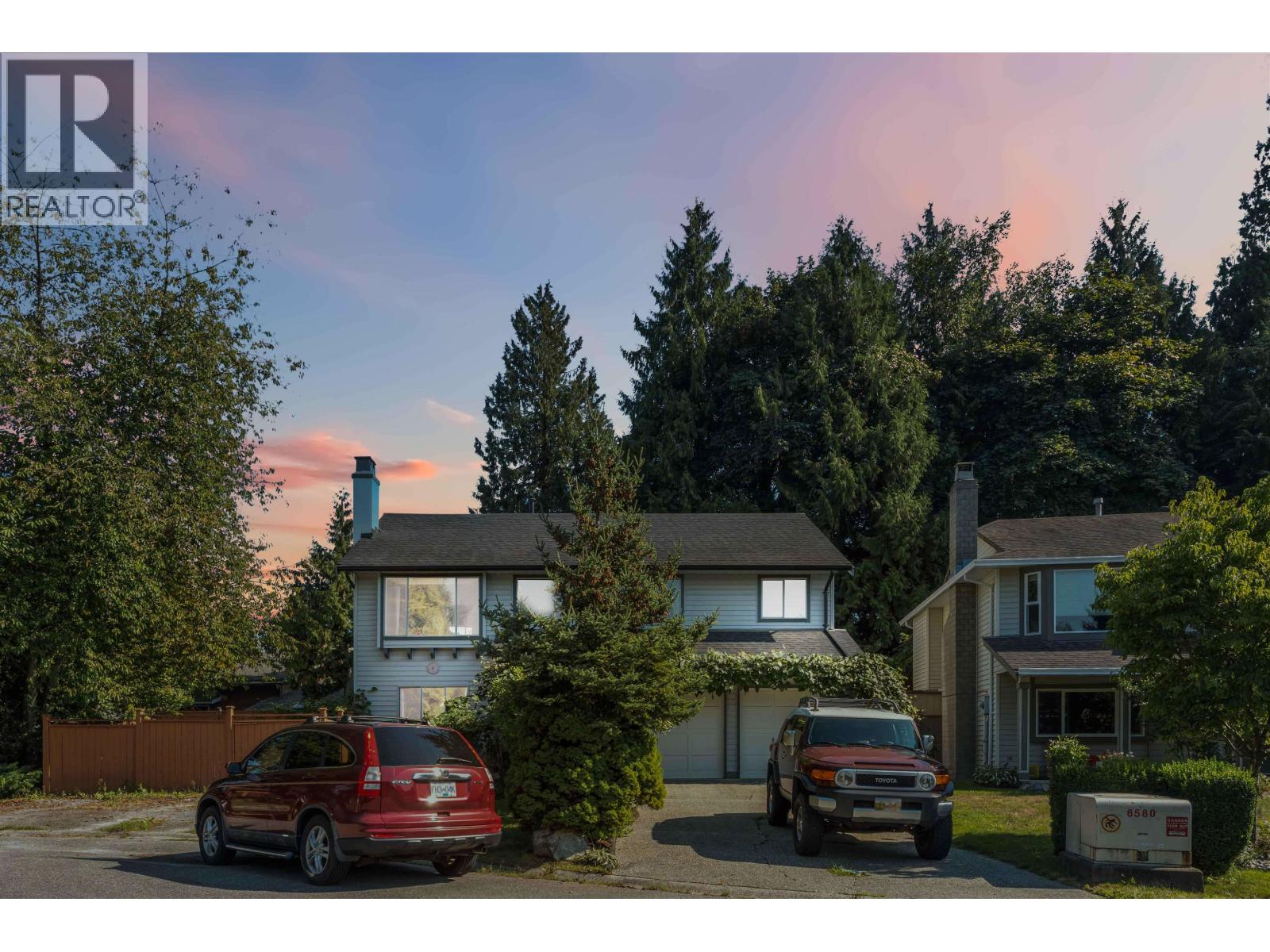 21064 Barker Avenue, Maple Ridge, British Columbia  V2X 8R6 - Photo 3 - R3040455