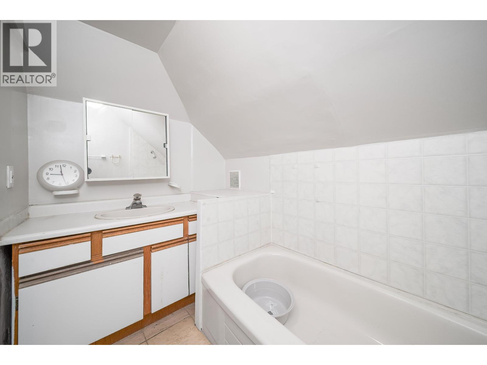 1623 W 66th Avenue, Vancouver, British Columbia  V6P 2S1 - Photo 15 - R3040613
