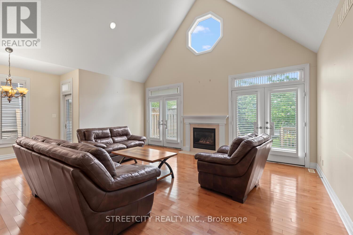 25 - 124 North Centre Road, London North, Ontario  N5X 4R3 - Photo 15 - X12365100