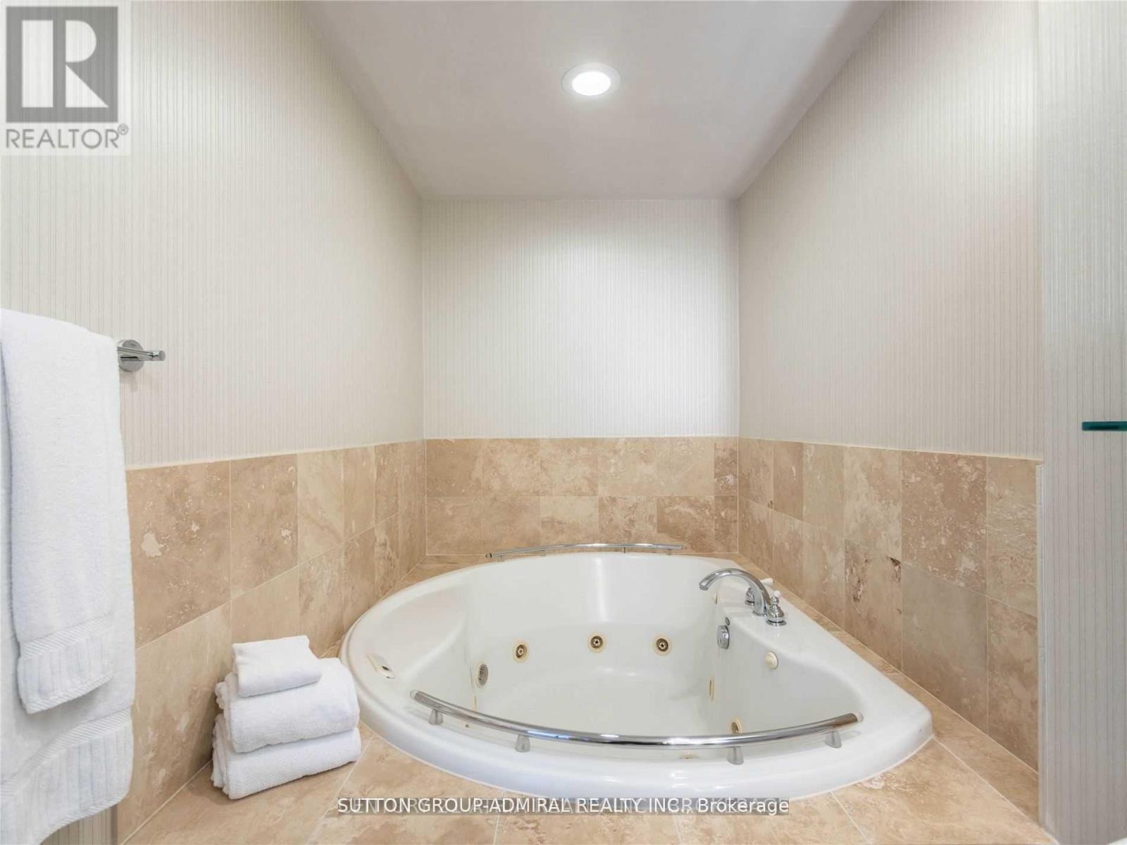 4302 - 1 King Street W, Toronto, Ontario  M5H 1A1 - Photo 17 - C12365196