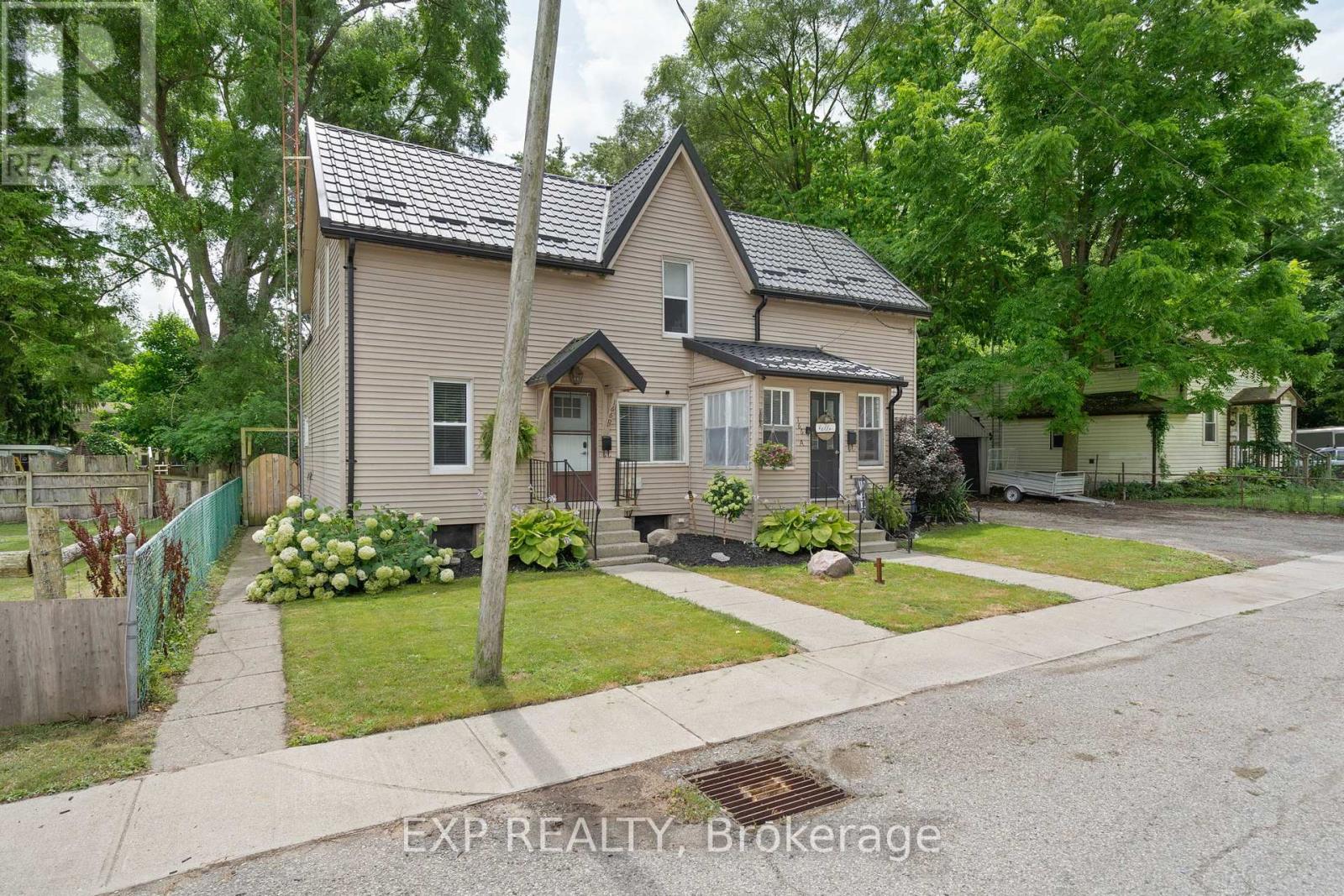 166 Mehring Avenue, West Elgin, Ontario  N0L 2P0 - Photo 3 - X12365286