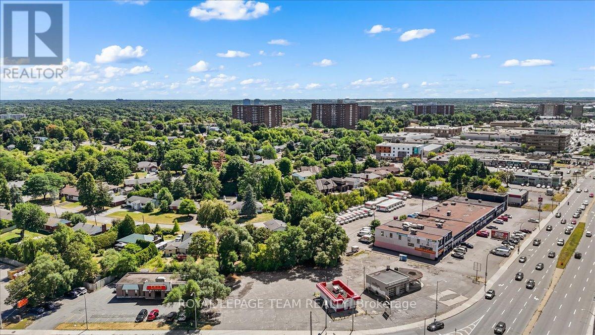 1503 Merivale Road, Ottawa, Ontario  K2E 5P3 - Photo 5 - X12365257