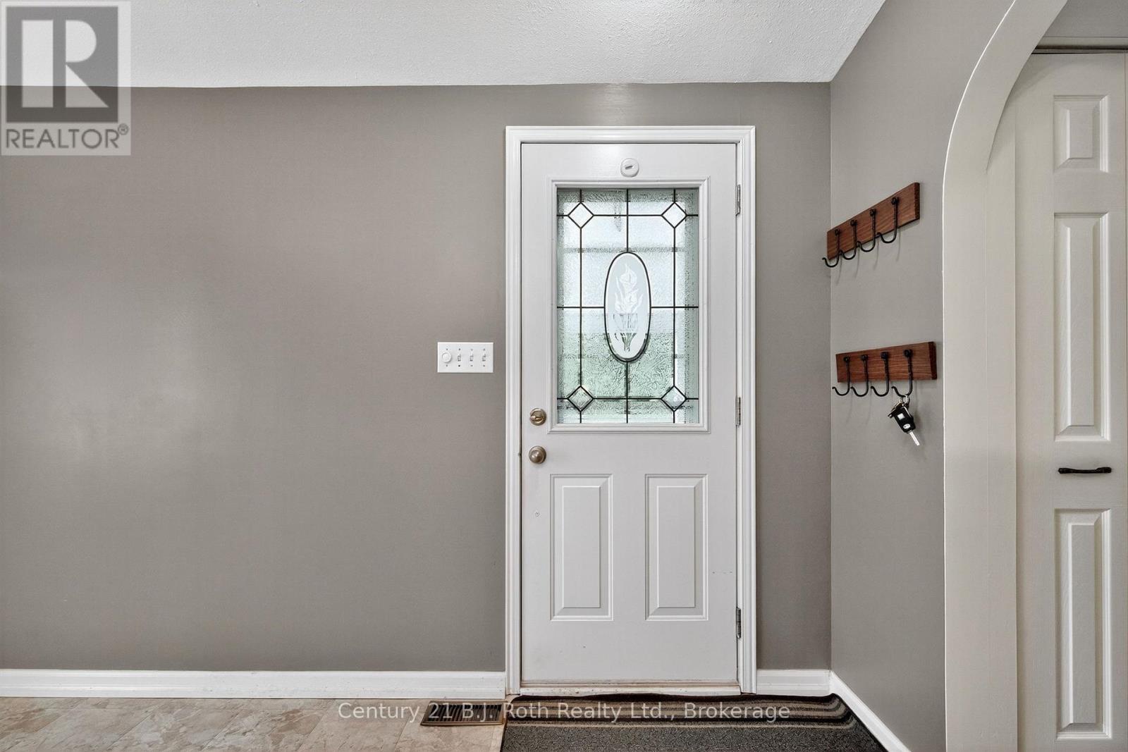 49 - 5263 Elliott Side Road, Tay, Ontario  L4R 4K3 - Photo 8 - S12365250