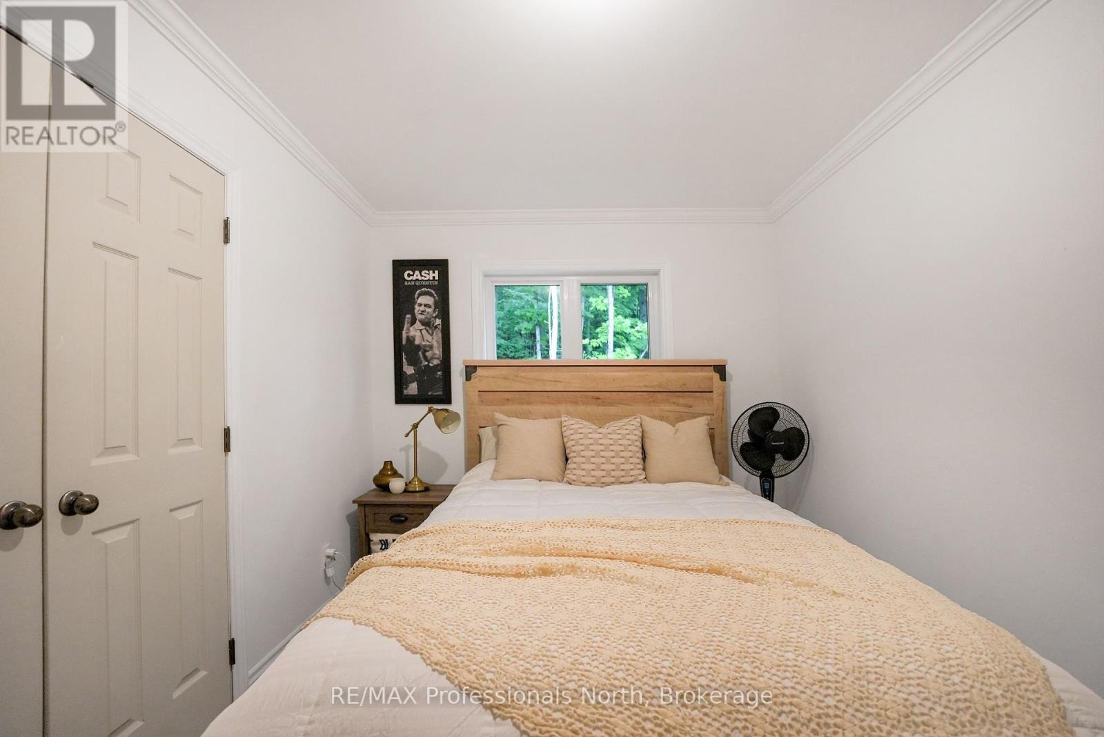 1065 Hendersons Road, Minden Hills, Ontario  K0M 2K0 - Photo 13 - X12365229