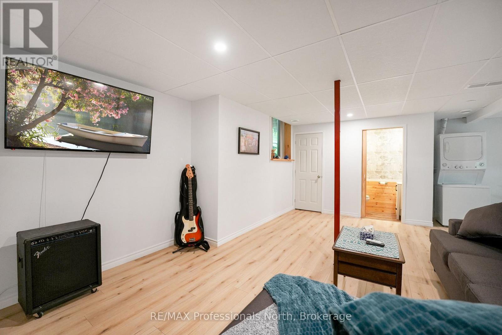 1065 Hendersons Road, Minden Hills, Ontario  K0M 2K0 - Photo 18 - X12365229