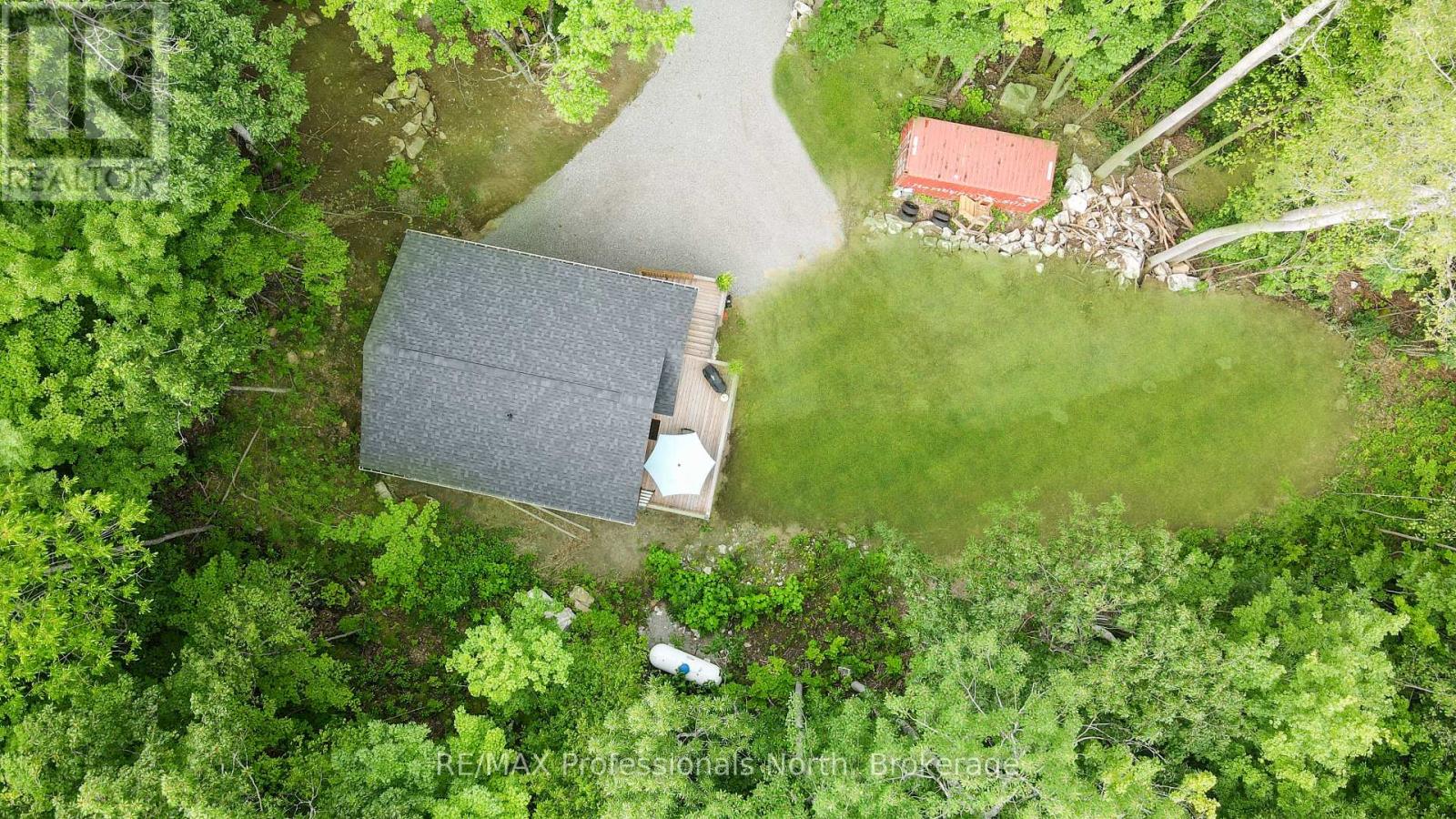 1065 Hendersons Road, Minden Hills, Ontario  K0M 2K0 - Photo 4 - X12365229