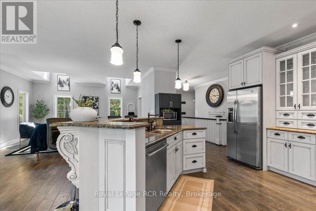 7572 Sideroad 3 E, Wellington North, Ontario  N0G 2E0 - Photo 14 - X12365317