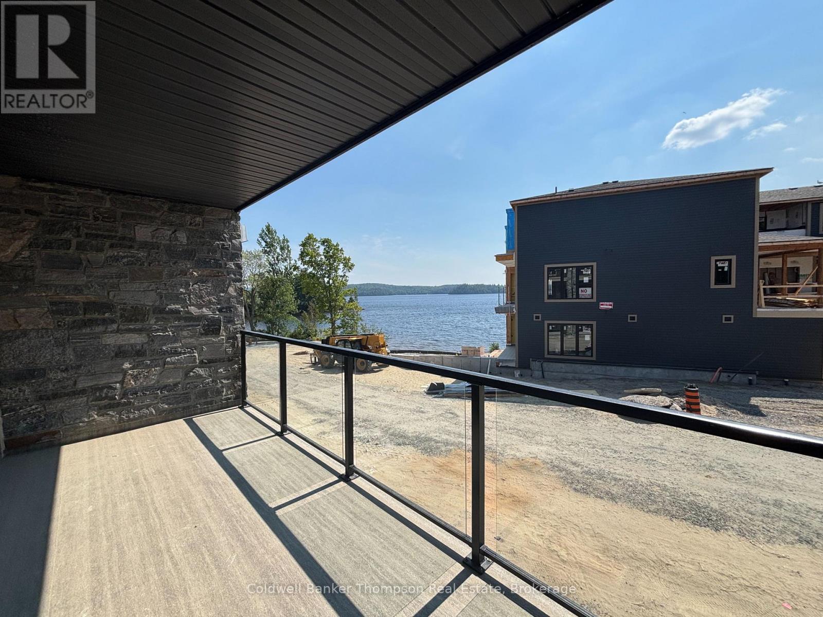 245 Crescent Bay Lane, Huntsville, Ontario  P1H 1B9 - Photo 1 - X12365339