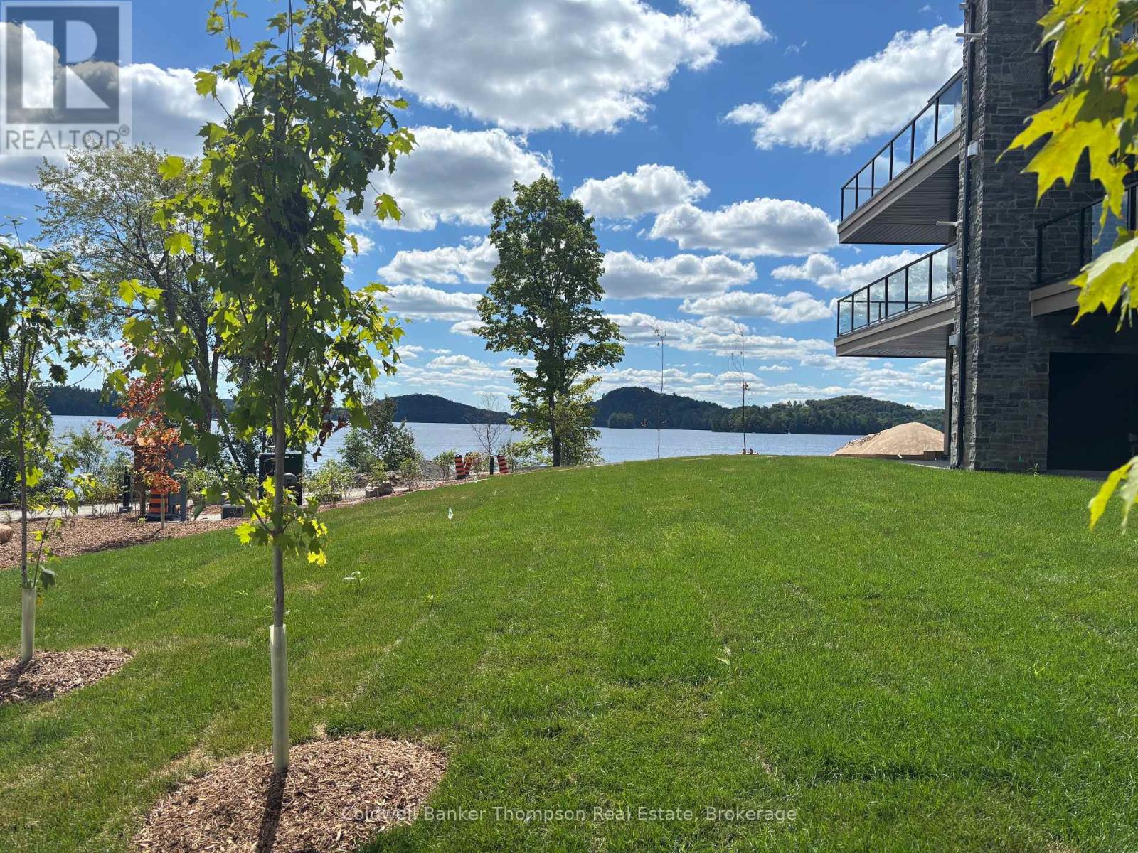 245 Crescent Bay Lane, Huntsville, Ontario  P1H 1B9 - Photo 19 - X12365339