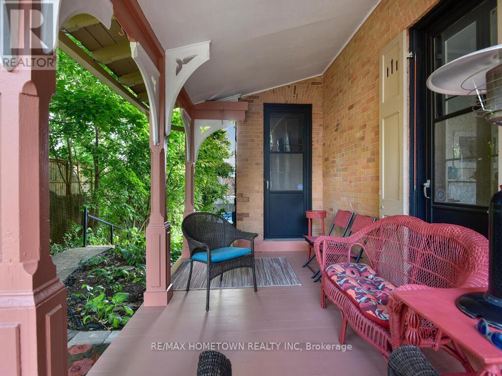 157 Dibble Street W, Prescott, Ontario  K0E 1T0 - Photo 6 - X12365245