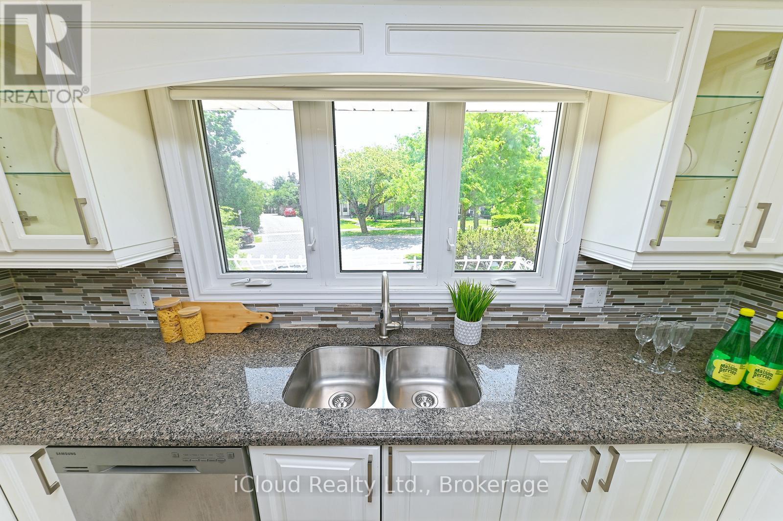 2101 Parkway Drive, Burlington, Ontario  L7P 1S5 - Photo 15 - W12365190