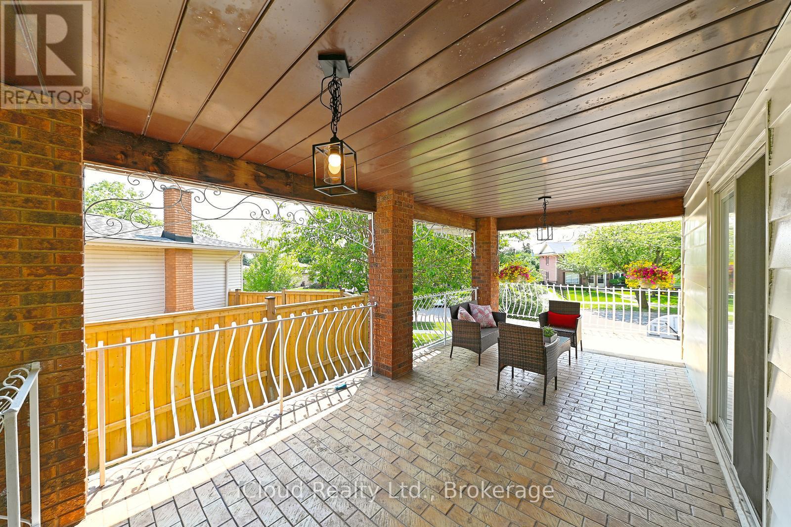 2101 Parkway Drive, Burlington, Ontario  L7P 1S5 - Photo 37 - W12365190