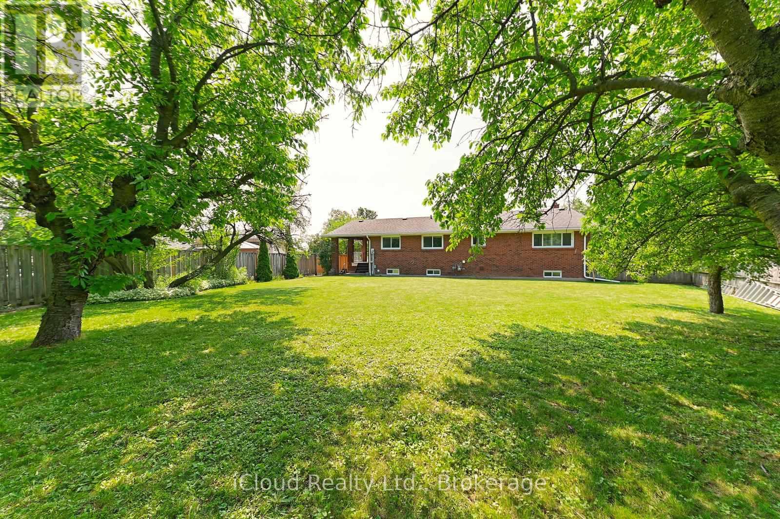 2101 Parkway Drive, Burlington, Ontario  L7P 1S5 - Photo 41 - W12365190