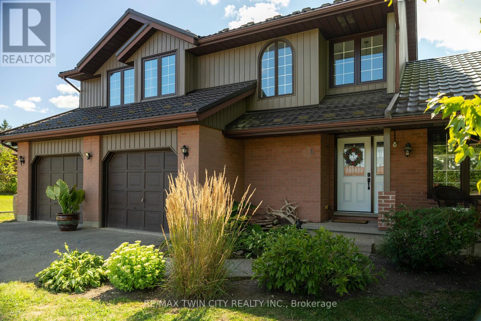 6 Bannister Street, Brant, Ontario  N0E 1L0 - Photo 3 - X12365186