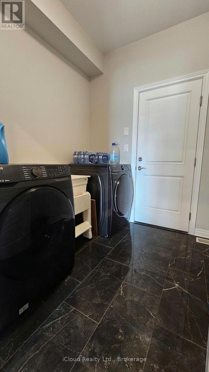 89 Laurent Avenue N, Welland, Ontario  L3B 0E2 - Photo 21 - X12365214