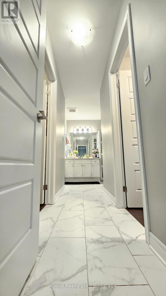 89 Laurent Avenue N, Welland, Ontario  L3B 0E2 - Photo 26 - X12365214