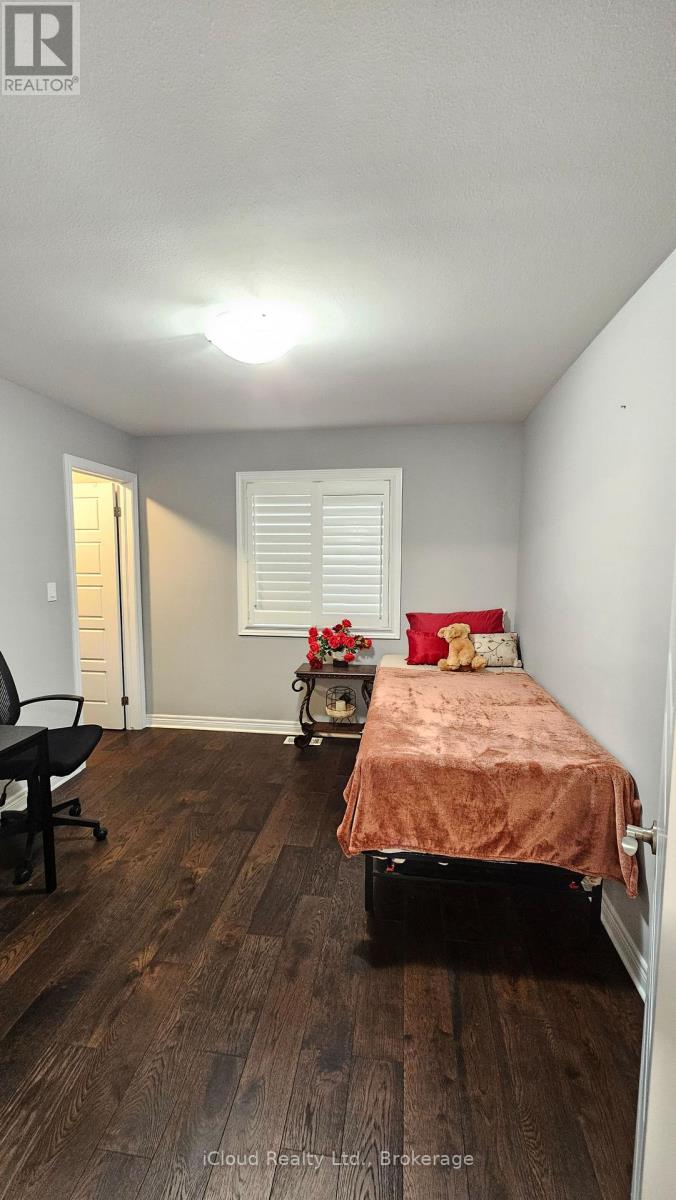 89 Laurent Avenue N, Welland, Ontario  L3B 0E2 - Photo 31 - X12365214
