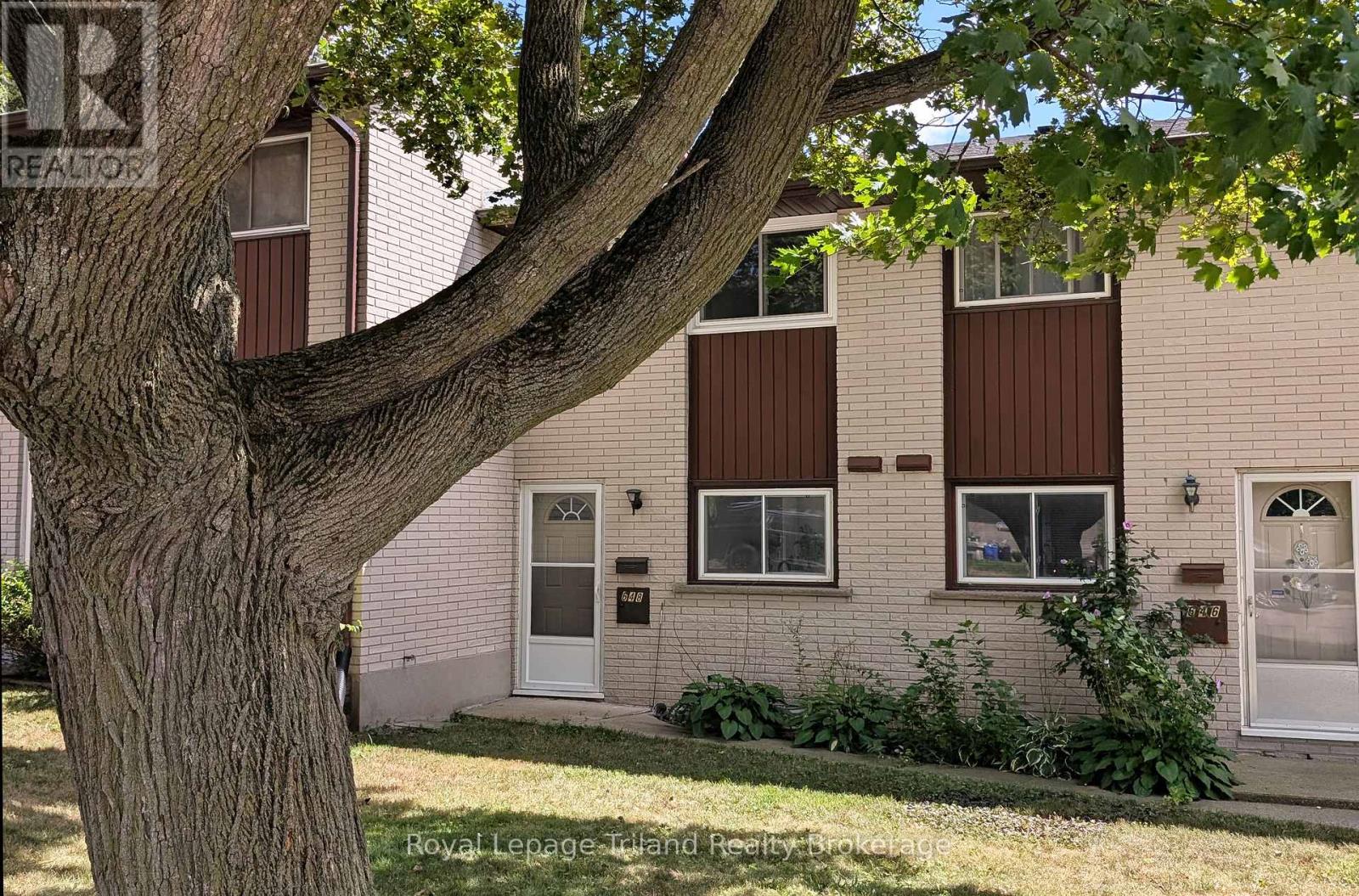 648 BRANT STREET, Woodstock, Ontario