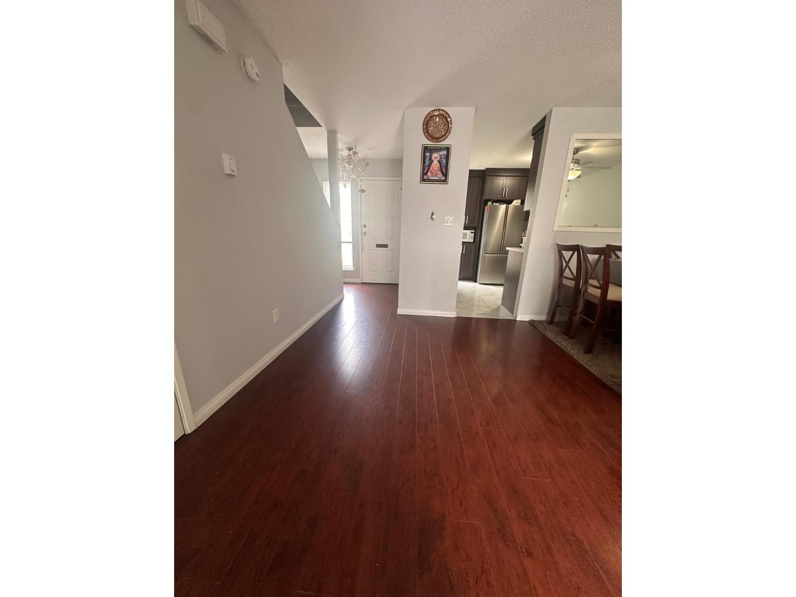 201 32550 Maclure Road, Abbotsford, British Columbia  V2T 4N3 - Photo 7 - R3038069