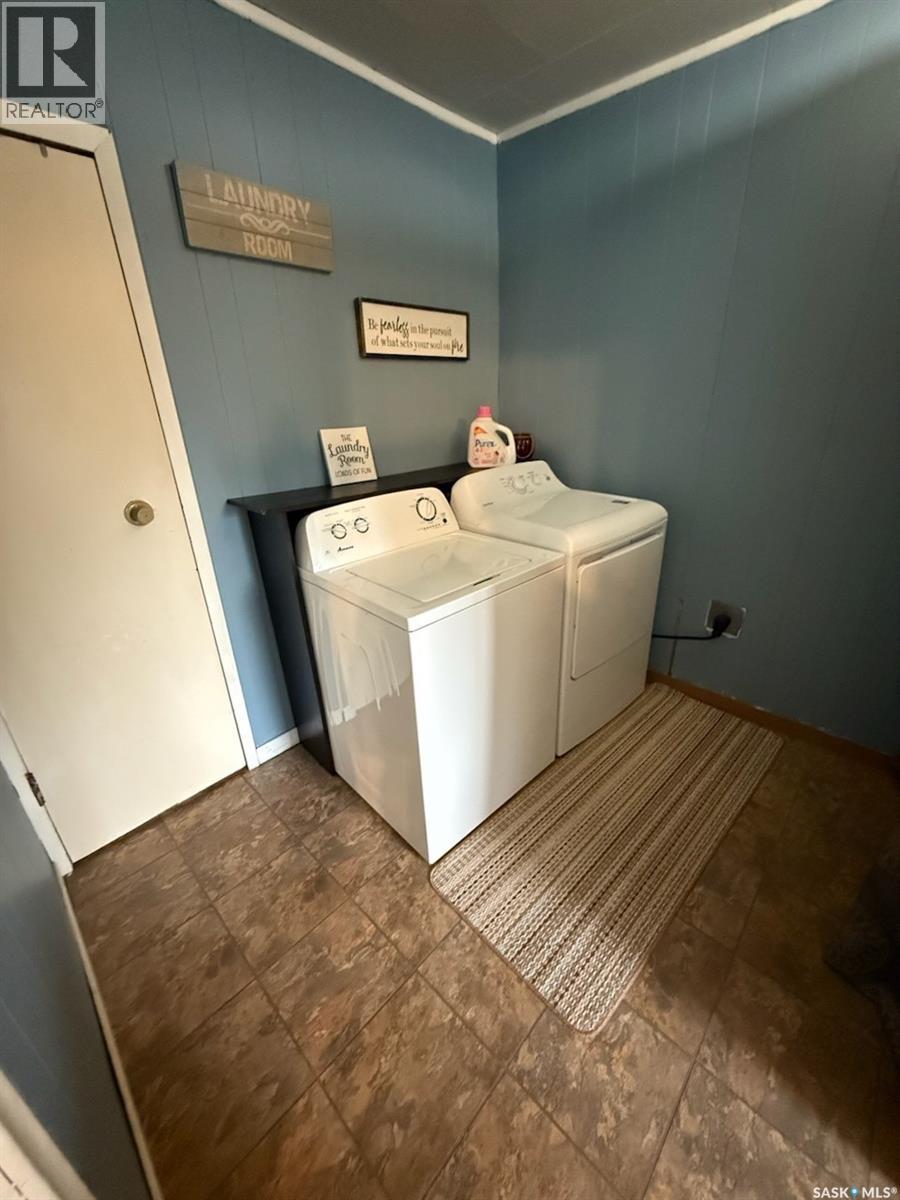 931 111th Street, North Battleford, Saskatchewan  S9A 2K2 - Photo 17 - SK016681