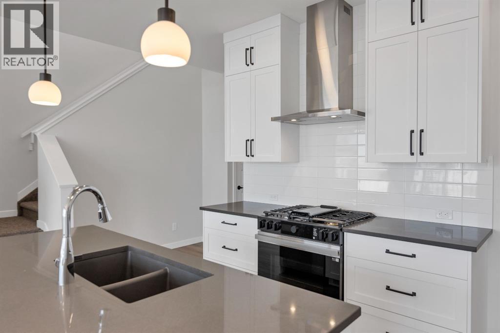 Property at 4067 Sawgrass Street NW image 5
