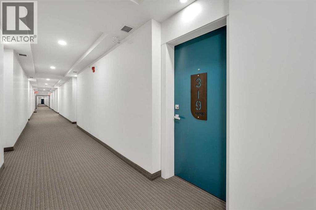 Property at 319, 25 Auburn Meadows Avenue SE image 3
