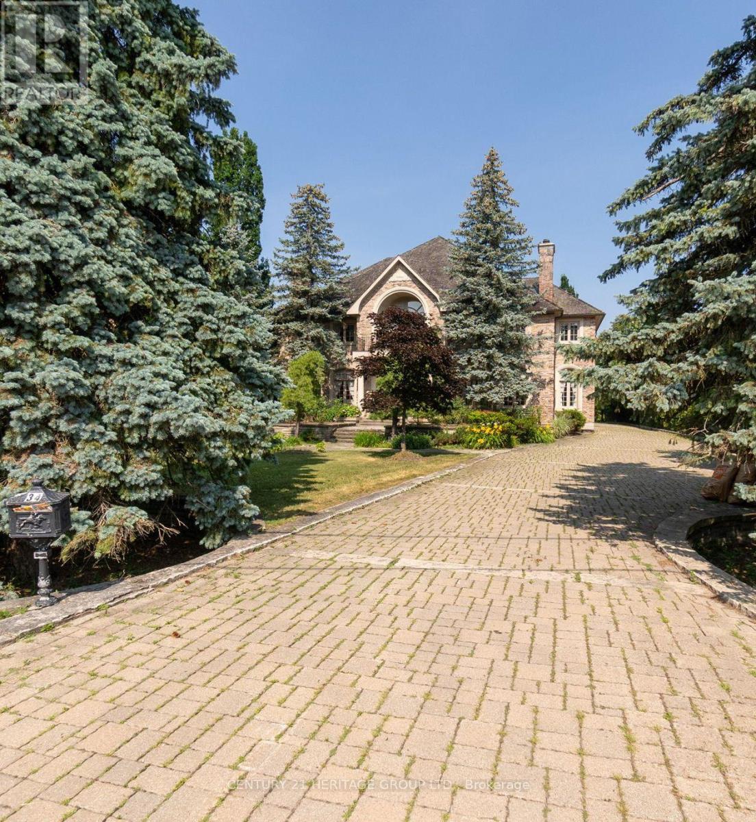 Property at 34 MARYVALE CRESCENT image 1