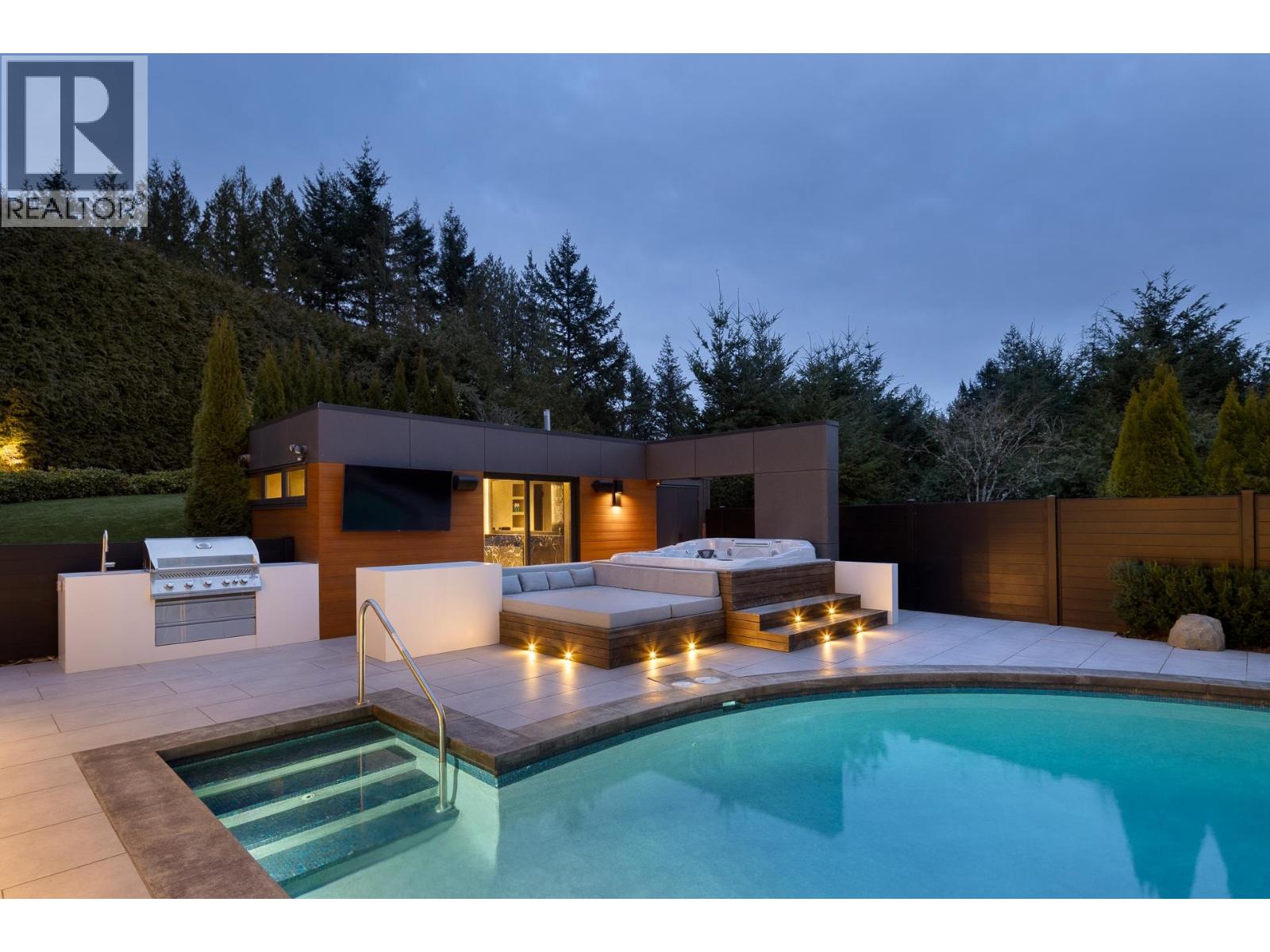 Property at 4278 ROCKRIDGE PLACE image 4