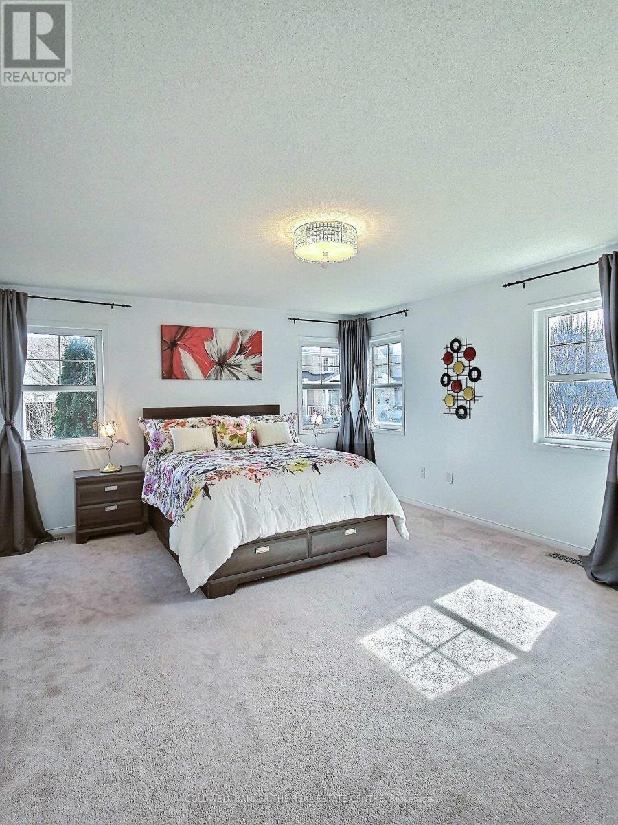 1 Rutherford Road, Bradford West Gwillimbury, Ontario  L3Z 0A5 - Photo 13 - N12365223