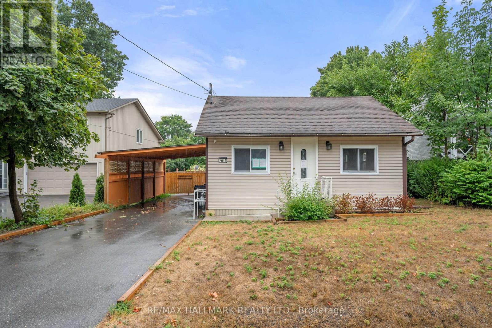 Property at 2012 LILAC DRIVE image 1