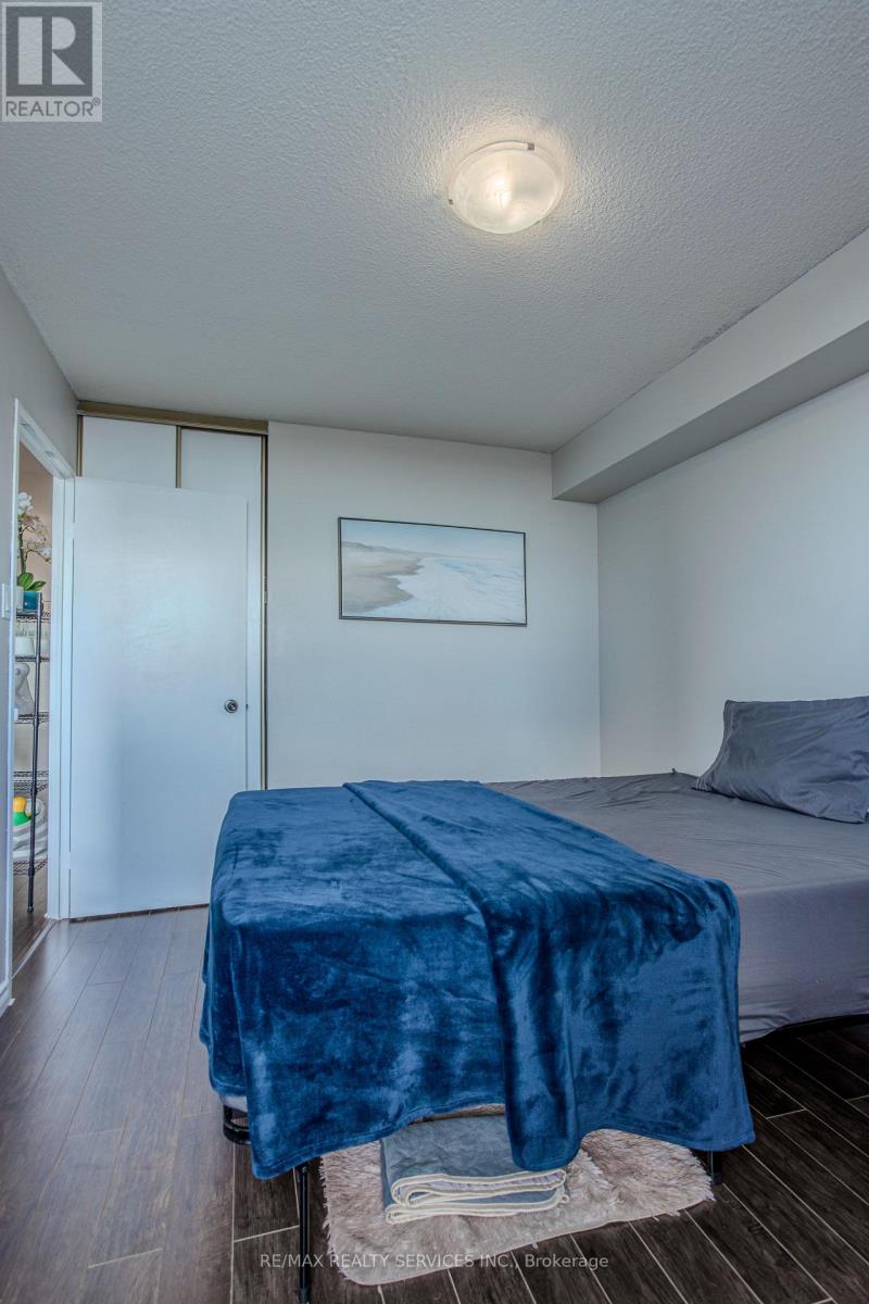 1501 - 20 Mississauga Valley Boulevard, Mississauga, Ontario  L5A 3S1 - Photo 18 - W12365227