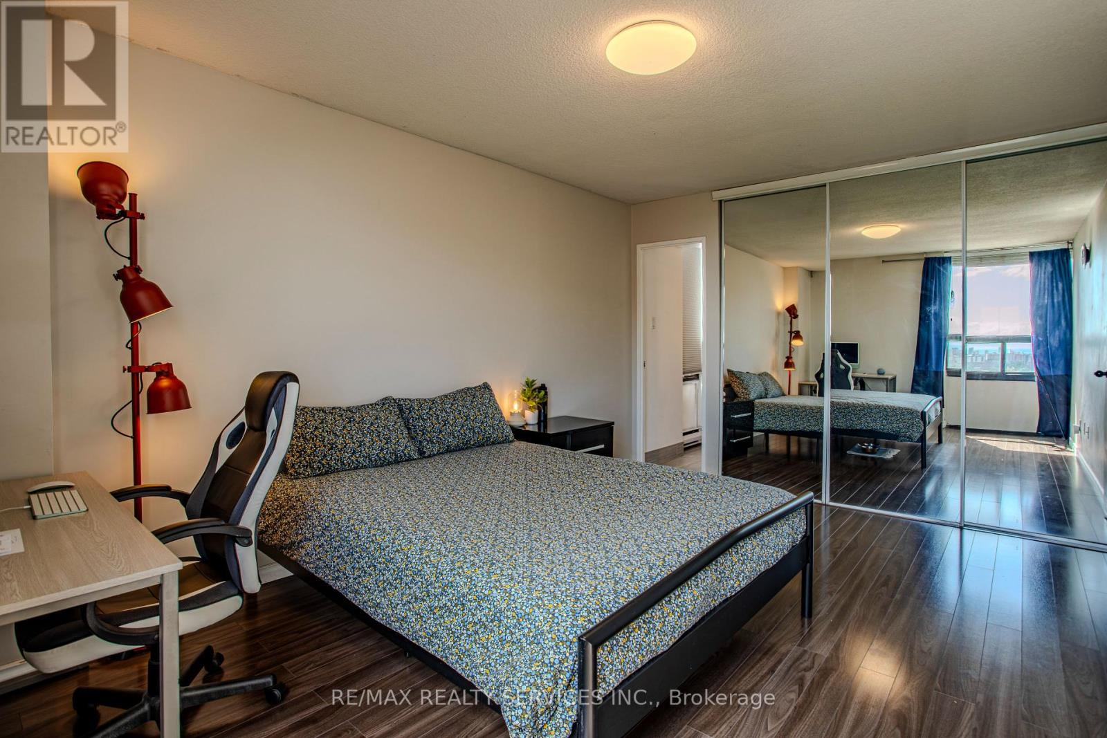 1501 - 20 Mississauga Valley Boulevard, Mississauga, Ontario  L5A 3S1 - Photo 22 - W12365227