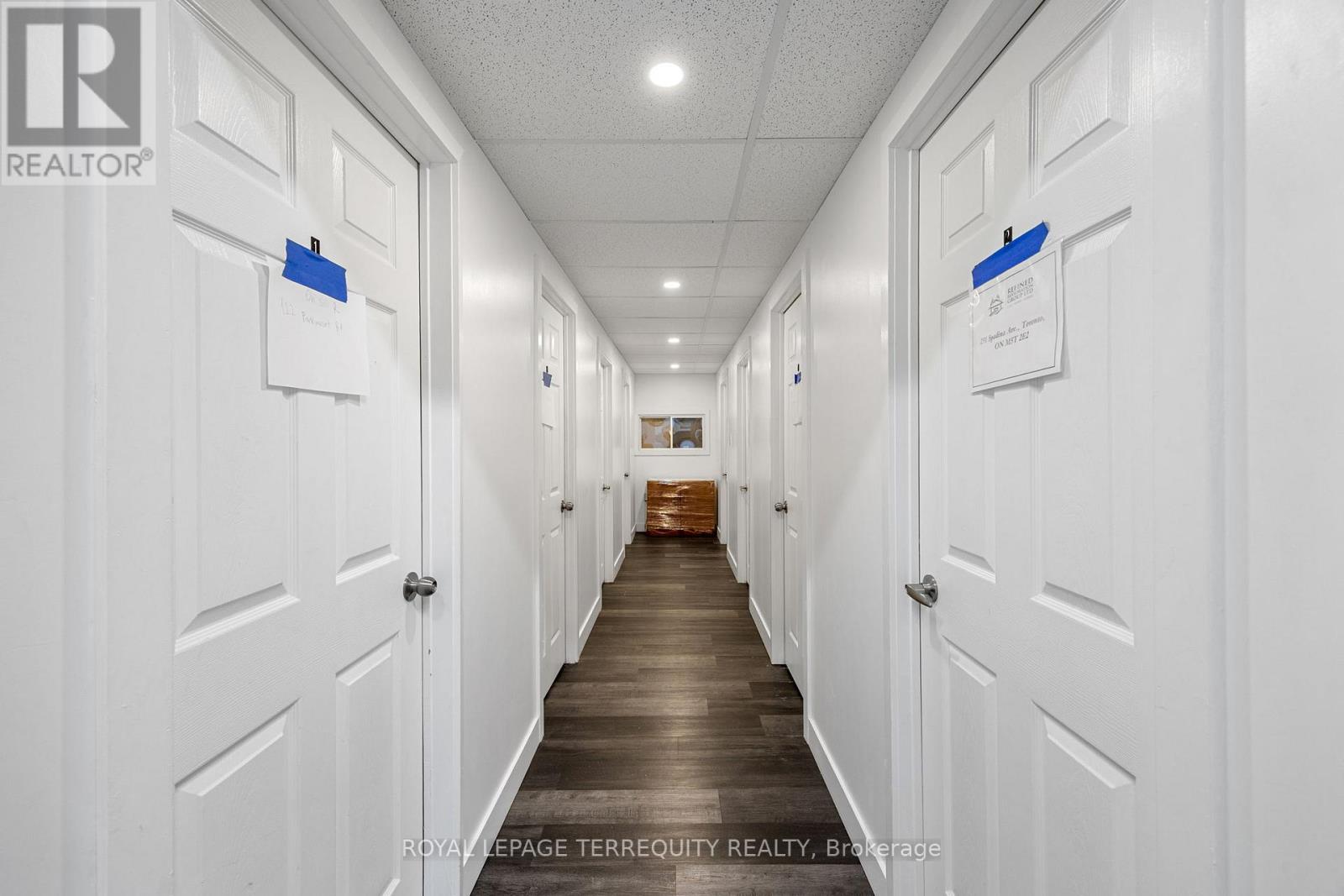 36 - 94 Kenhar Drive, Toronto, Ontario  M9L 1N2 - Photo 28 - W12365279