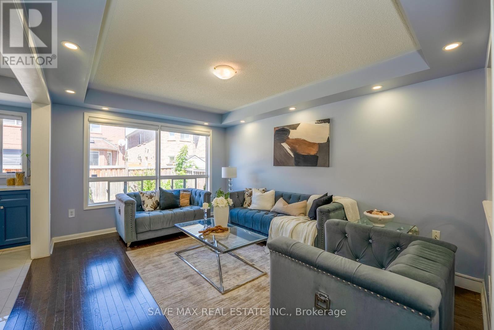 58 Ponymeadow Way, Brampton, Ontario  L6X 0M5 - Photo 11 - W12365305