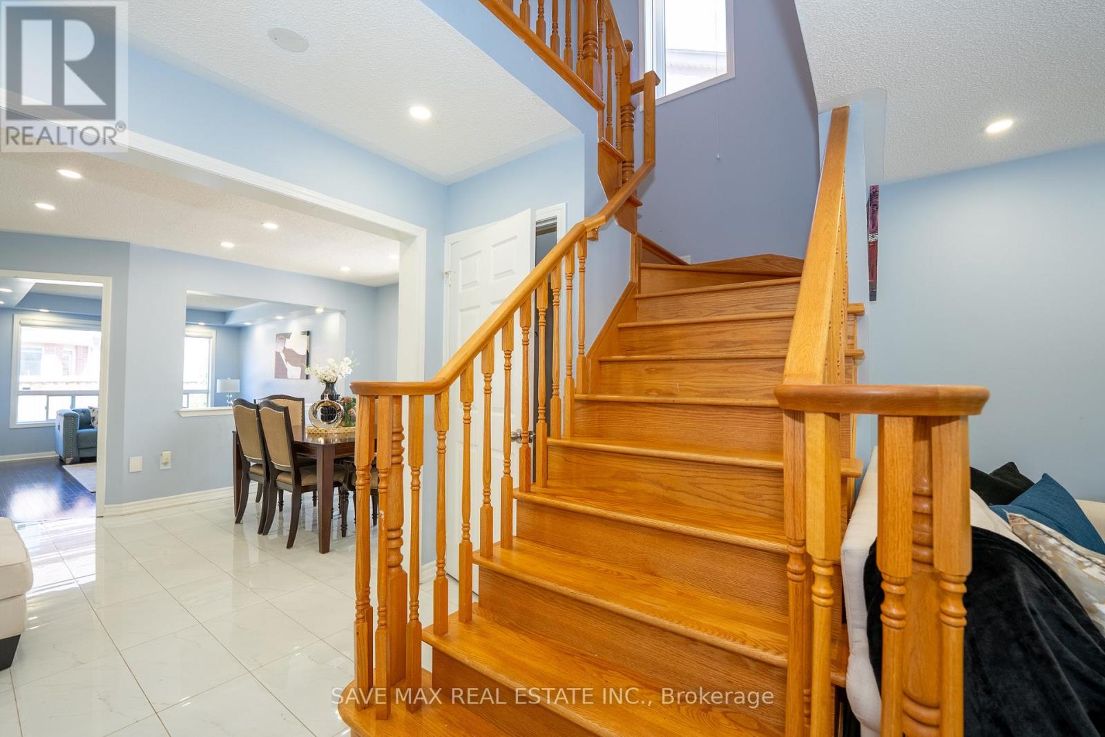 58 Ponymeadow Way, Brampton, Ontario  L6X 0M5 - Photo 20 - W12365305