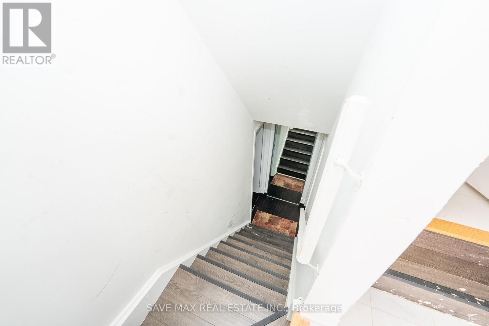 58 Ponymeadow Way, Brampton, Ontario  L6X 0M5 - Photo 43 - W12365305