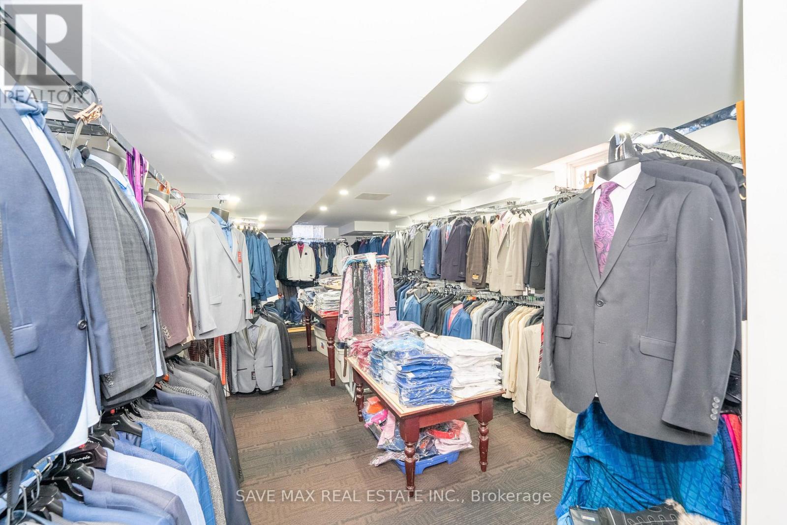 58 Ponymeadow Way, Brampton, Ontario  L6X 0M5 - Photo 45 - W12365305