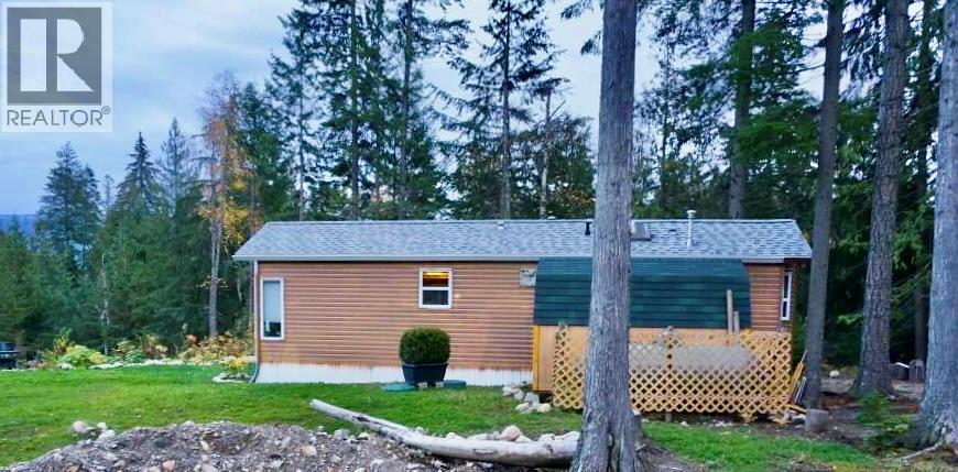 1273 Queens Bay Road, Balfour, British Columbia  V0G 1C0 - Photo 6 - 10348471